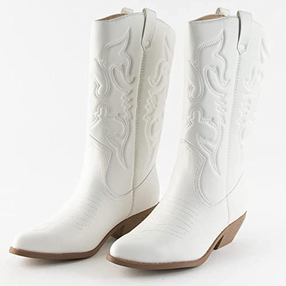 NEW Soda | White Cowboy Boots